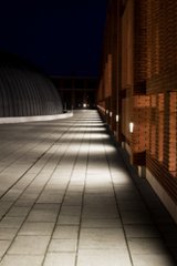 outdoor walkway lighting